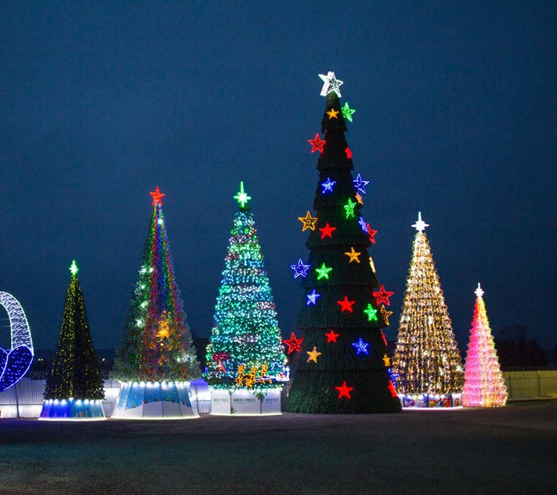 Оформление и дизайн больших ёлок в Новосибирске